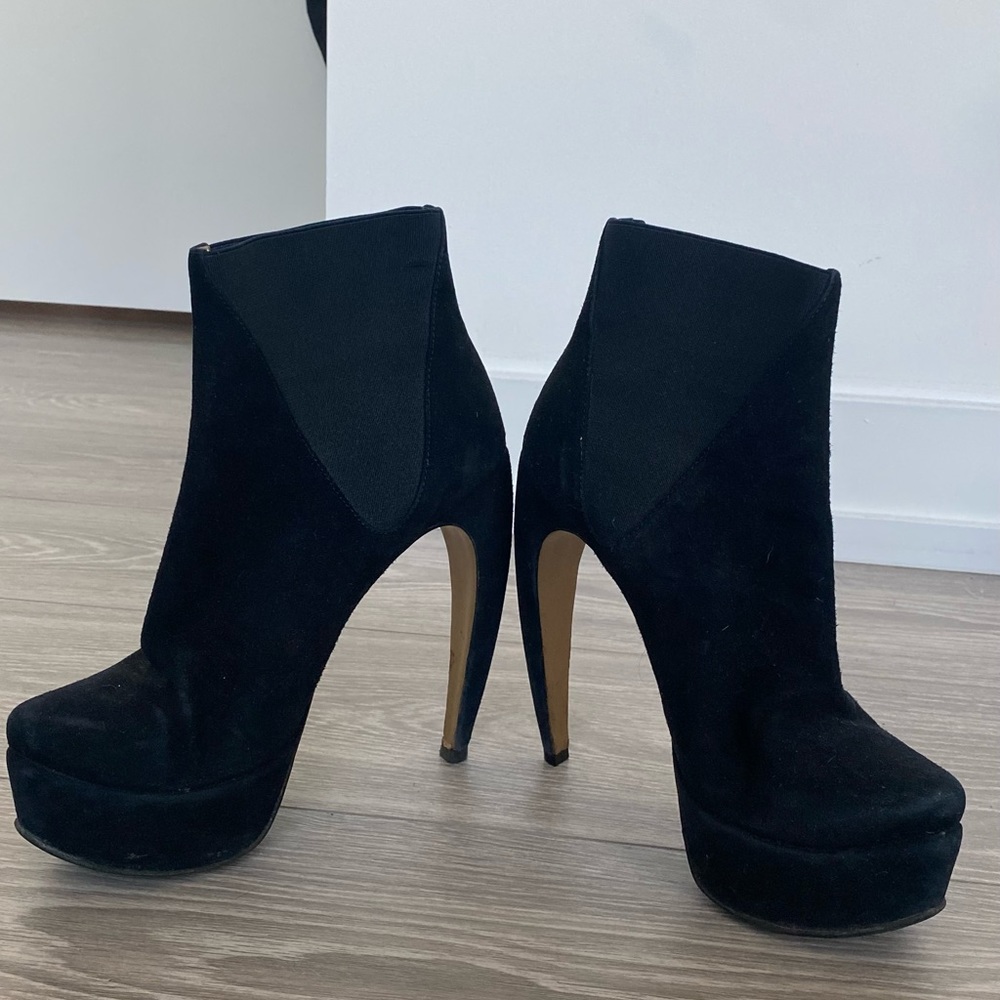 Walter Steiger Iconic sculpted heel boots